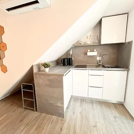 Διαμέρισμα Casa Orange 2 *